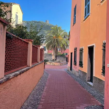 La Petite Maison A 20 Mt Dal Mare *