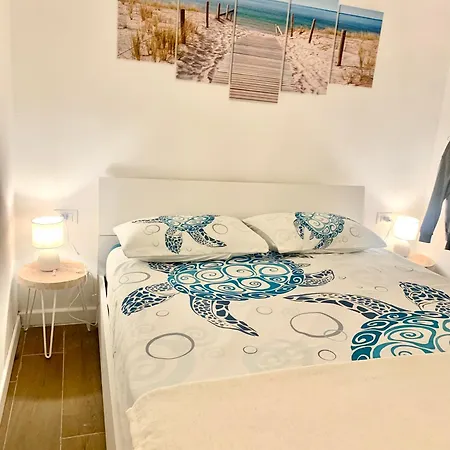 La Petite Maison A 20 Mt Dal Mare וואריגוטי