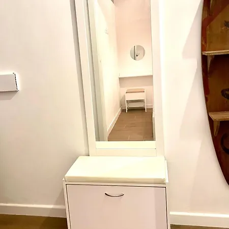 Daire La Petite Maison A 20 Mt Dal Mare *